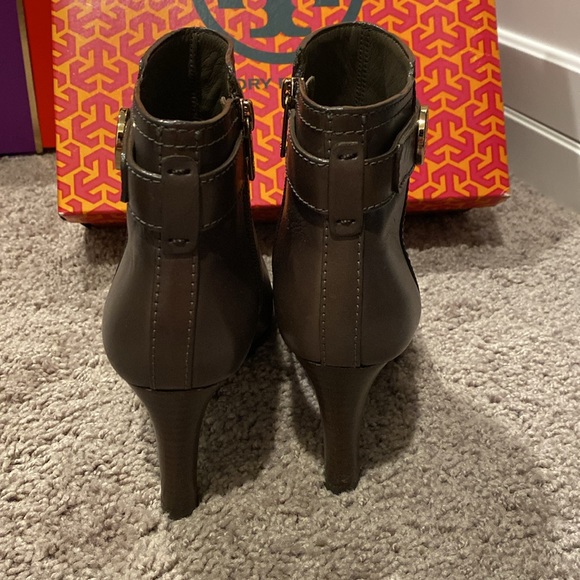 Tory Burch Bristol Booties 7.5 - Picture 5 of 7